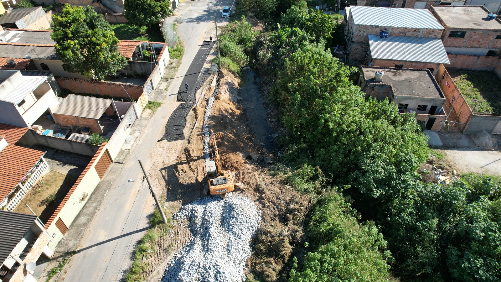 Bairros Campos Elíseos e Nossa Senhora de Fátima recebem obras de